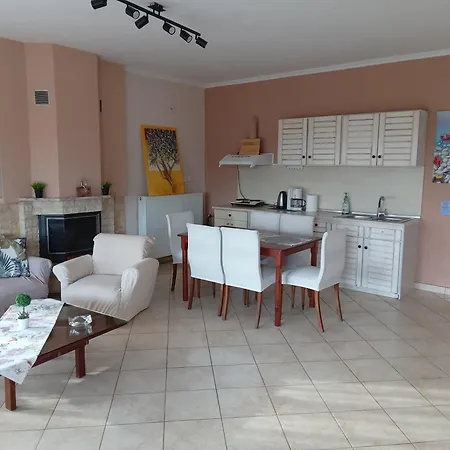 Casă la țară Rodia 4 Guests Potos
