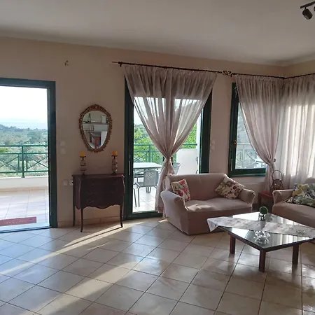 Rodia 4 Guests Casă la țară